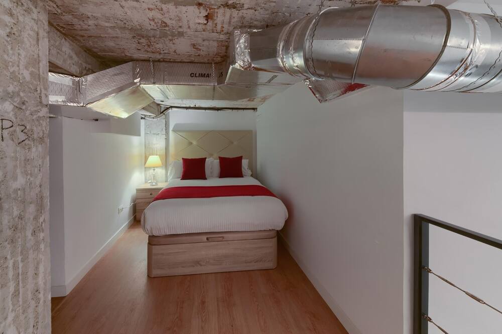 Photo of Bedroom in Malaga Historic Centre