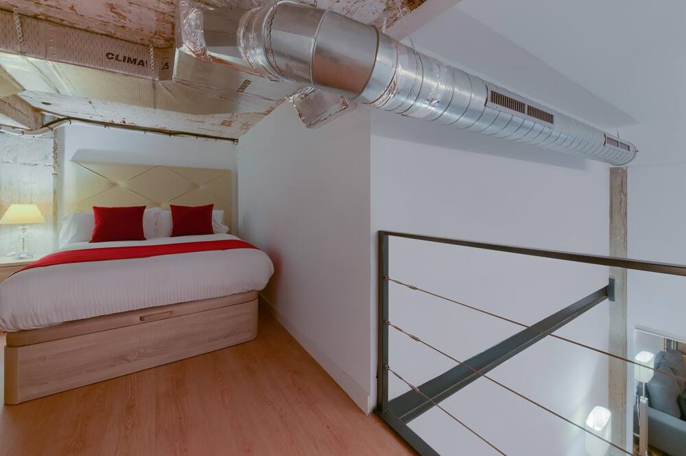 Photo of Bedroom in Malaga Historic Centre