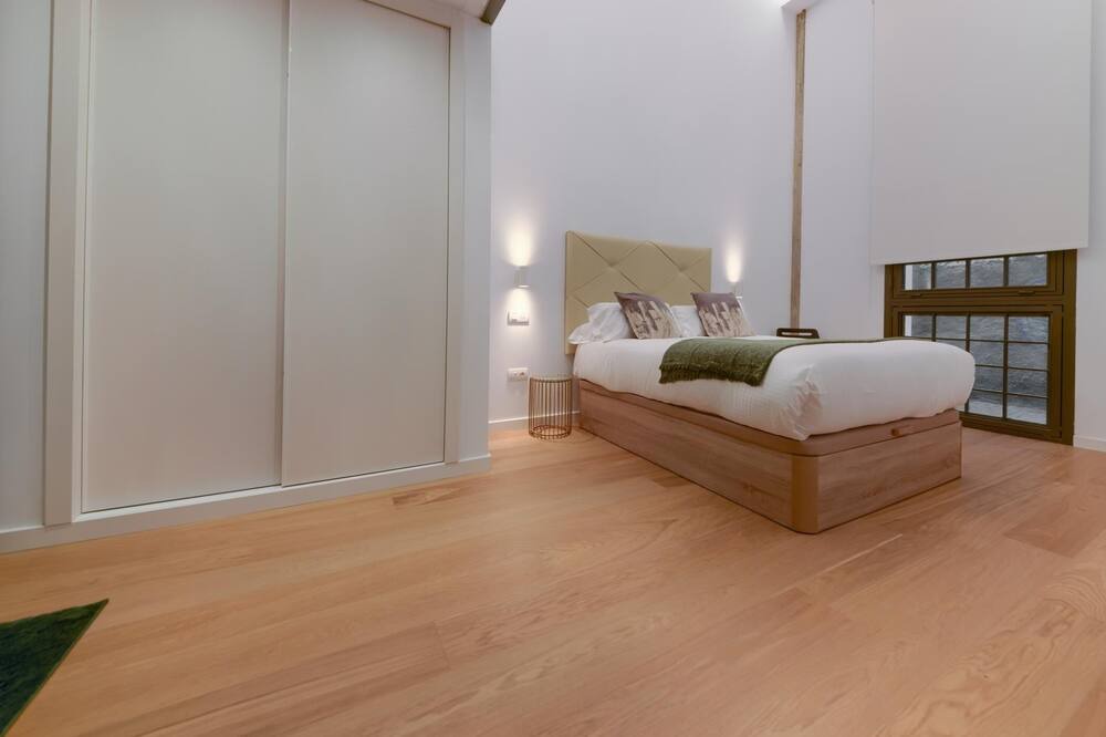 Photo of Bedroom in Malaga Historic Centre