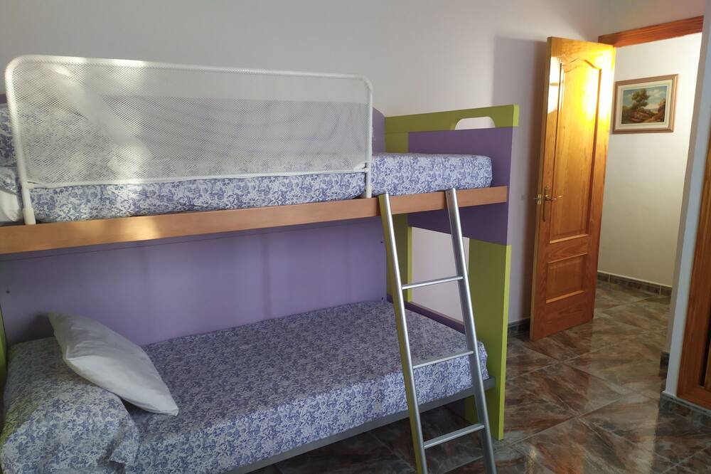 Photo of Bedroom in Alcaucin