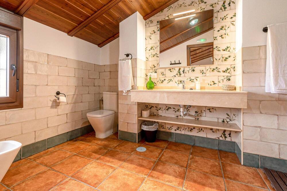 Photo of Bathroom in Grazalema