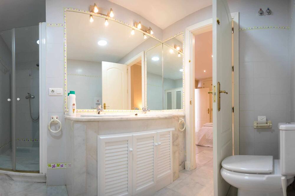 Photo of Bathroom in Old Town