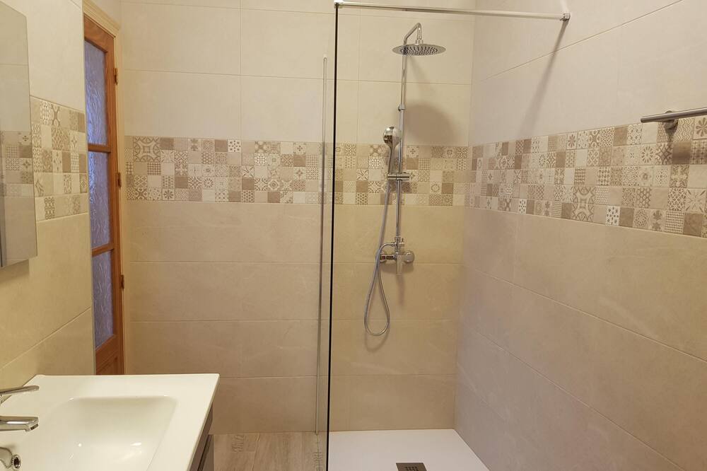 Photo of Bathroom in Arriate