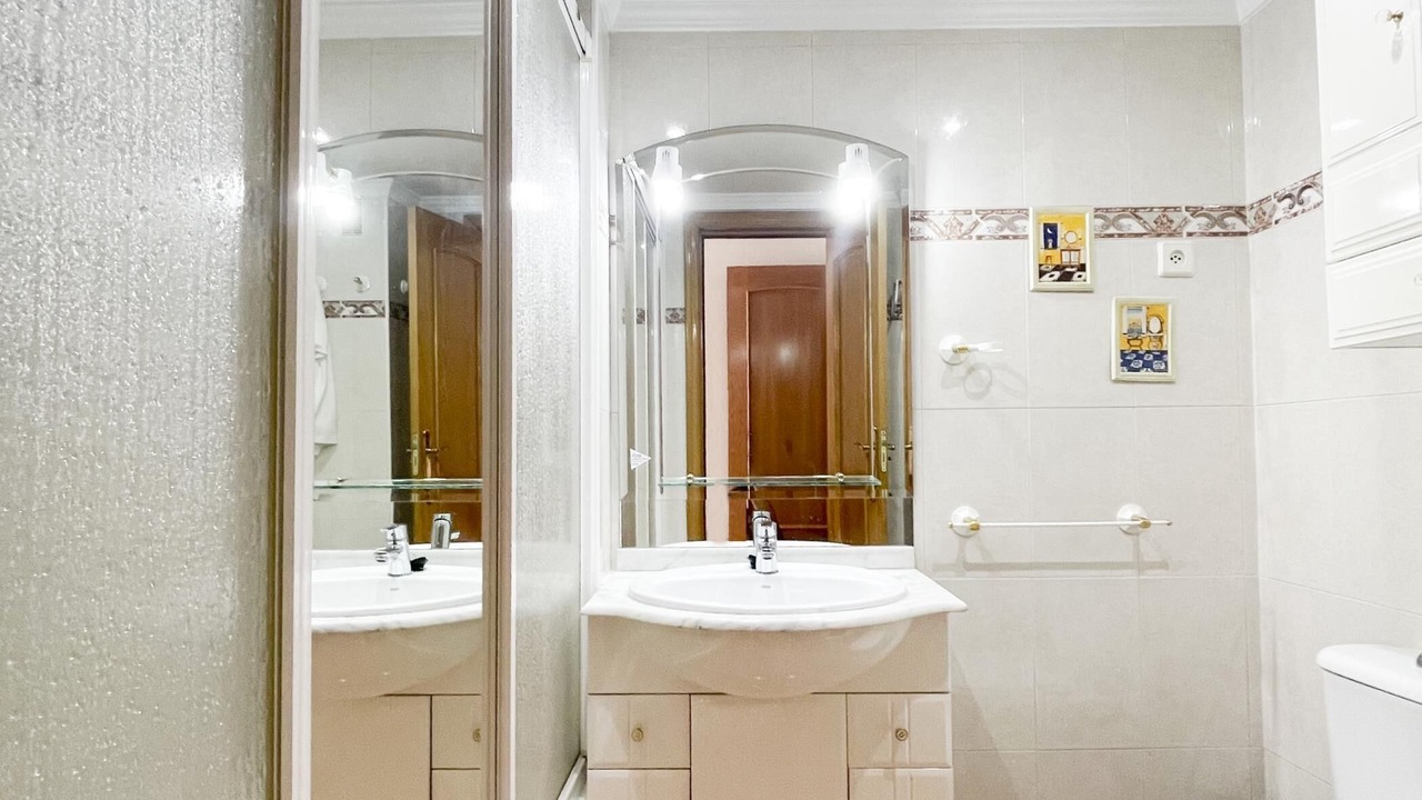 Photo of Bathroom in Jardin de la Abadia