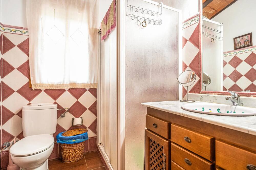 Photo of Bathroom in Jubrique