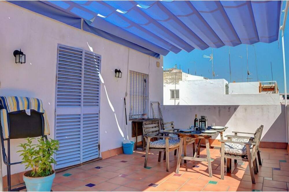 Photo of Patio Balcony in Tiro de Linea-Santa Genoveva