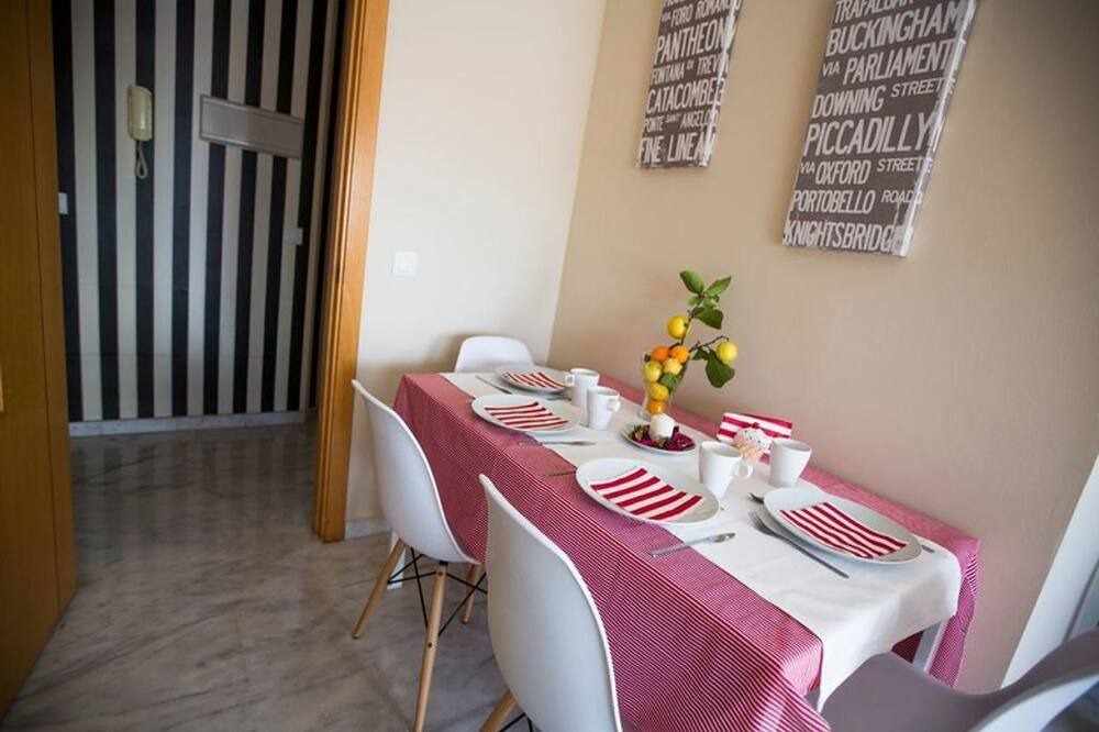 Photo of Kitchen in Bailen-Miraflores
