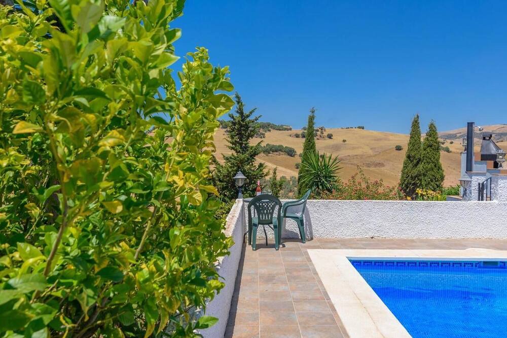 Photo of Outdoor in Almogia