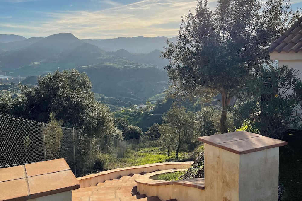 Photo of Outdoor in Almogia