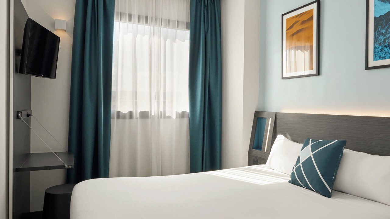Photo of Bedroom in Explanada de la Estacion