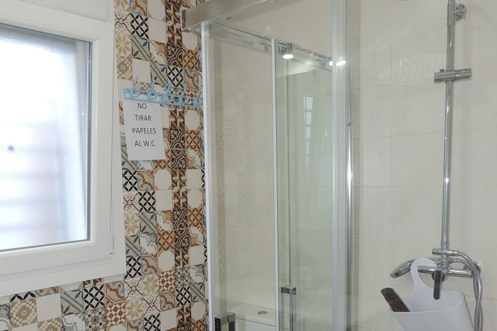 Photo of Bathroom in Conil de la Frontera City Center