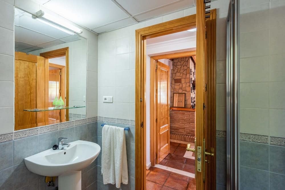 Photo of Bathroom in Casarabonela