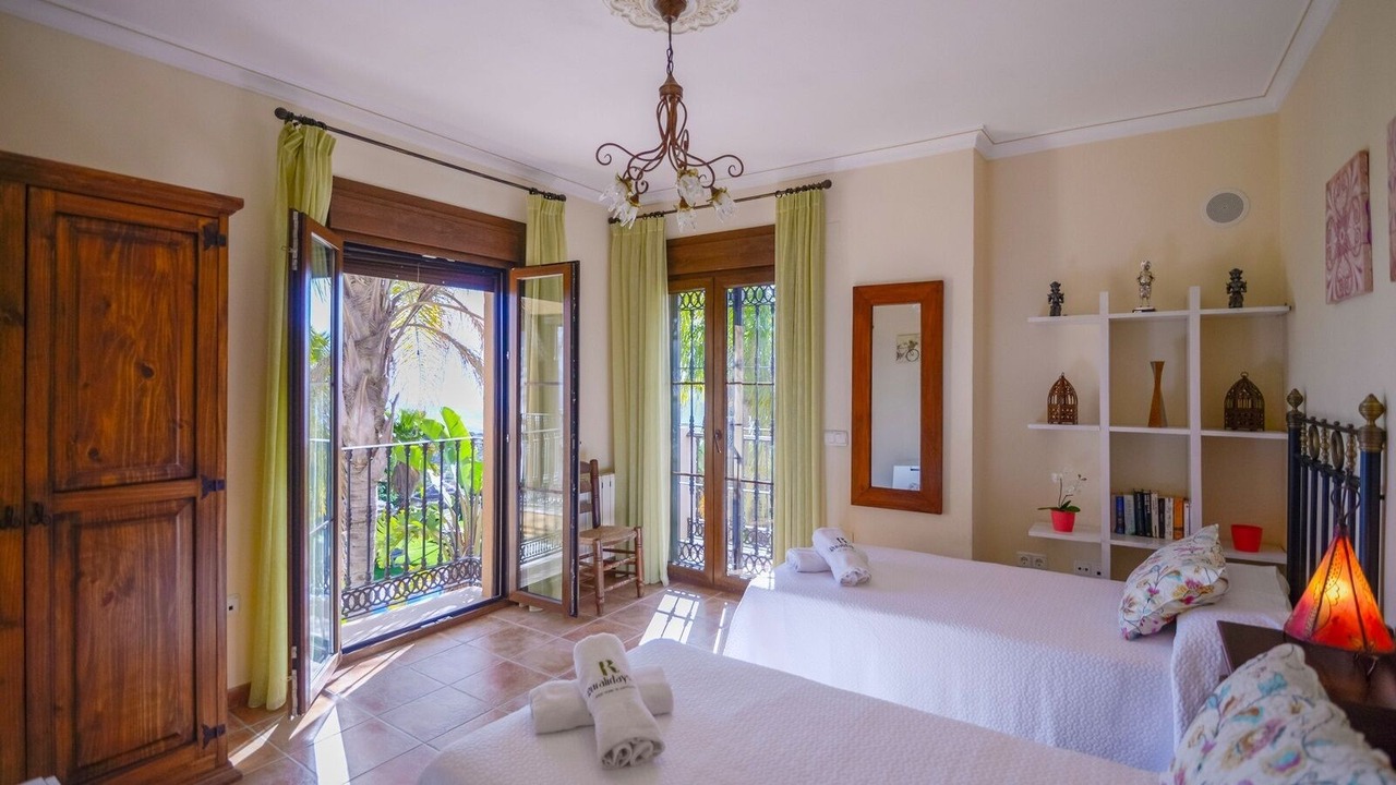 Photo of Livingroom in Alozaina
