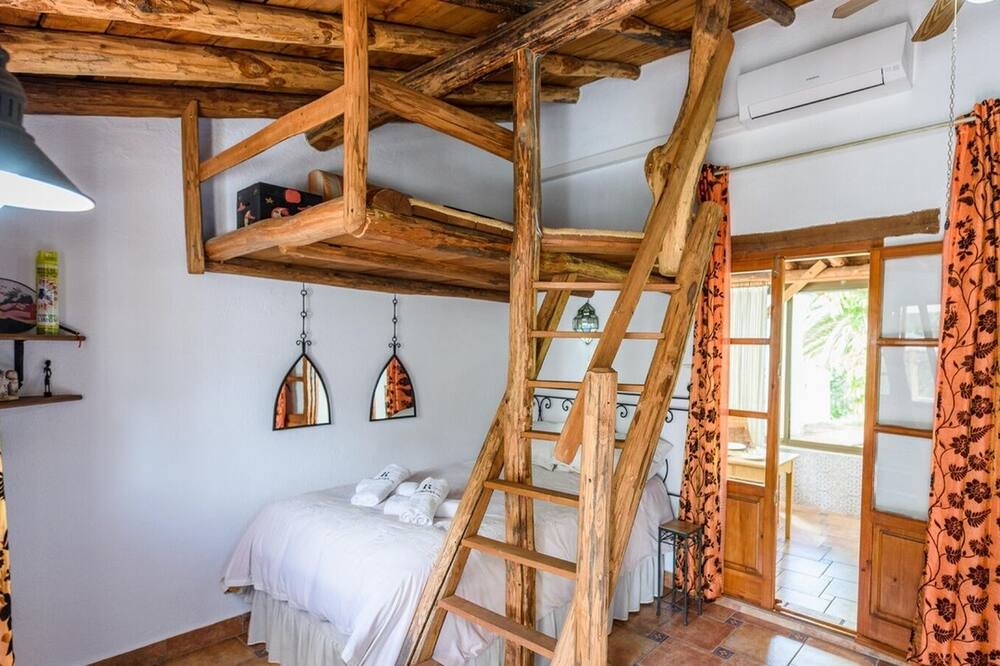 Photo of Bedroom in Genalguacil