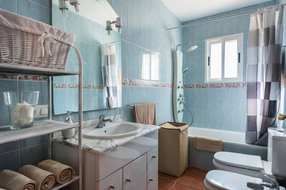 Photo of Bathroom in Casabermeja