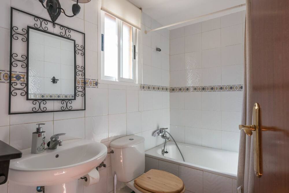 Photo of Bathroom in Casabermeja