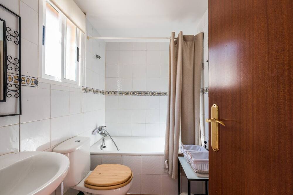 Photo of Bathroom in Casabermeja
