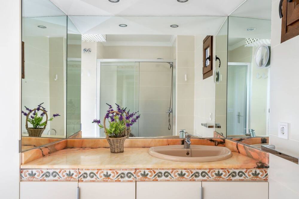 Photo of Bathroom in Costa del Sol