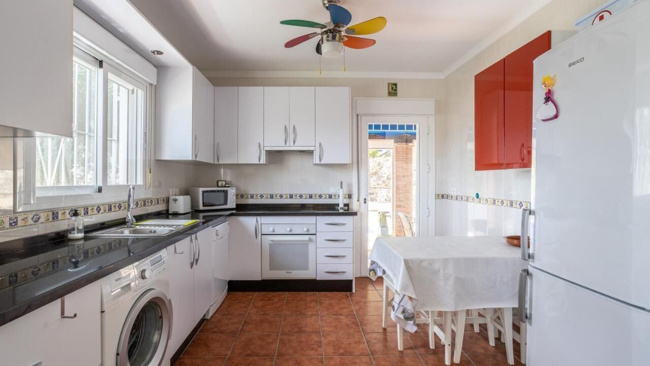 Photo of Kitchen in Canillas de Albaida