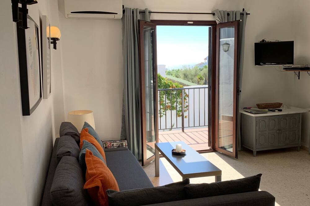 Photo of Livingroom in Oasis del Capistrano