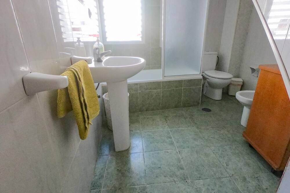 Photo of Bathroom in Conil de la Frontera City Center