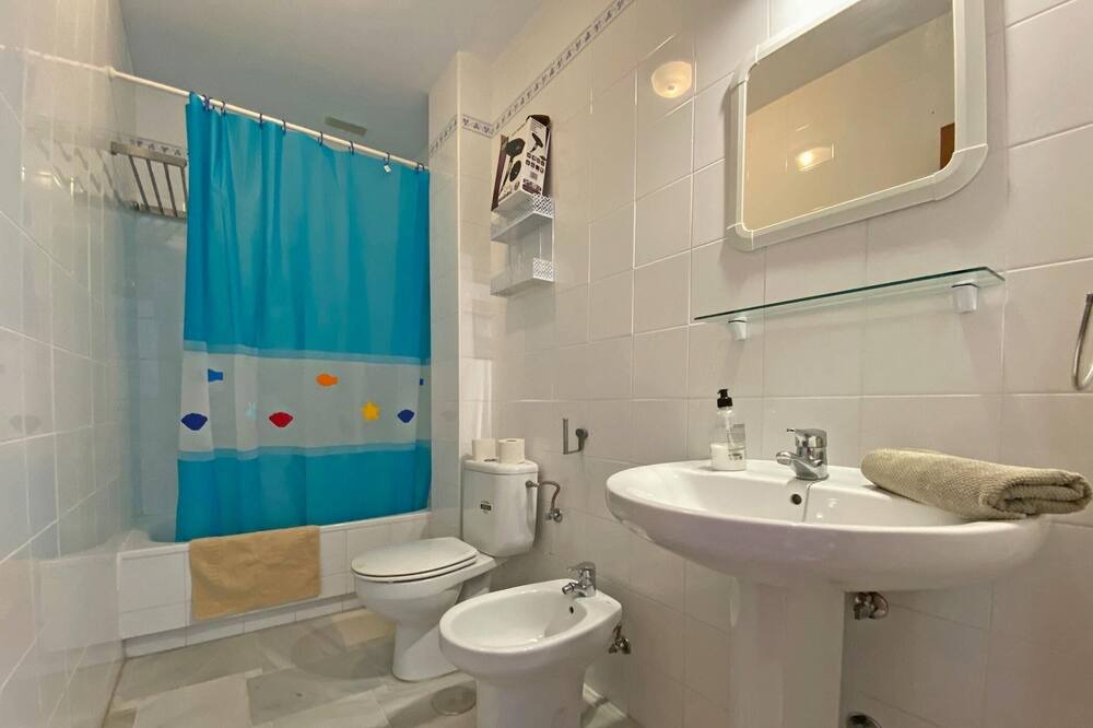 Photo of Bathroom in Conil de la Frontera City Center