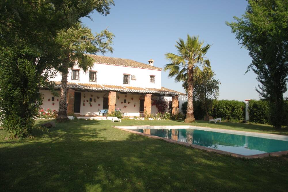 Photo of Outdoor in Dos Hermanas