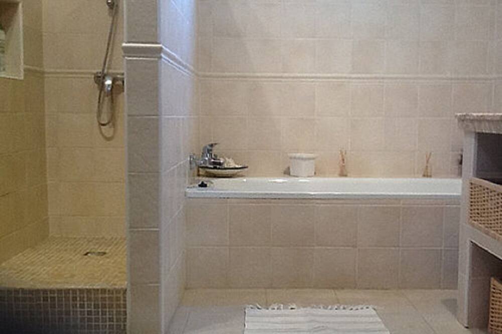 Photo of Bathroom in Turre