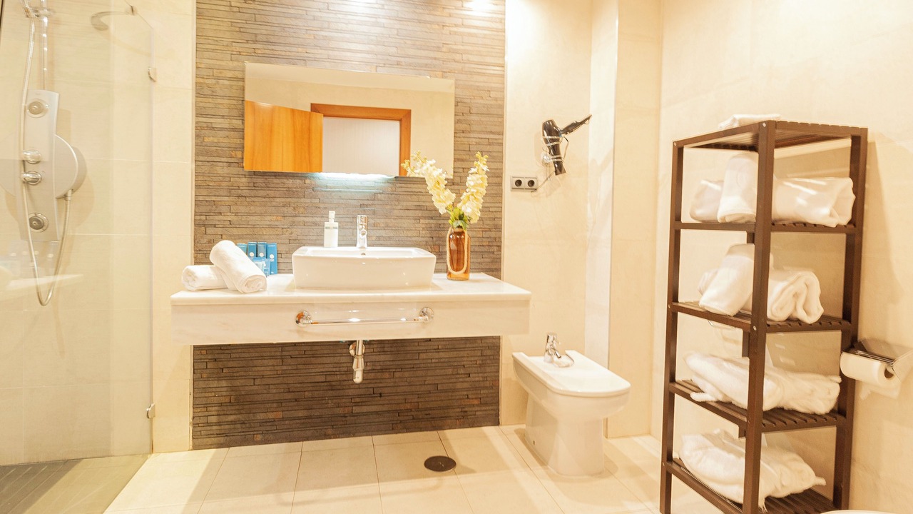 Photo of Bathroom in Ceuta