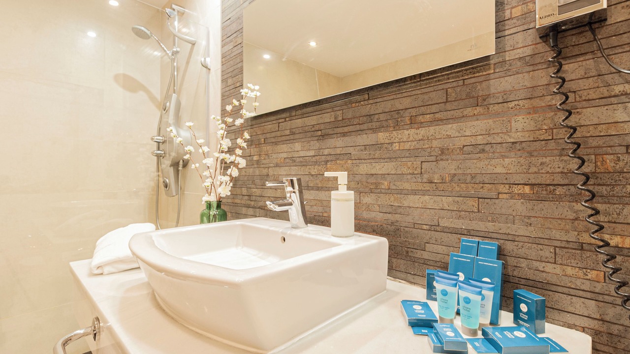 Photo of Bathroom in Ceuta