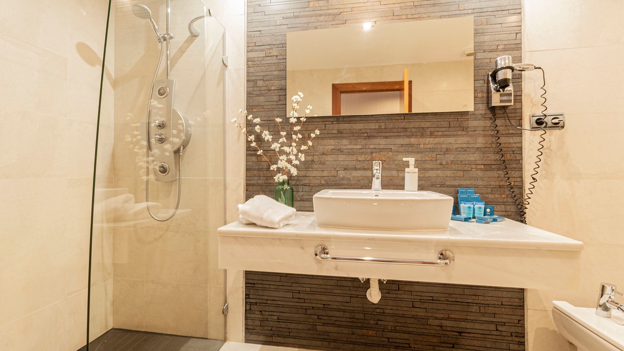 Photo of Bathroom in Ceuta