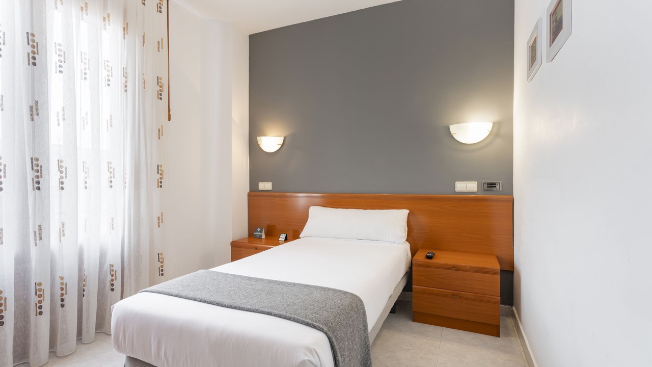 Photo of Bedroom in Toro