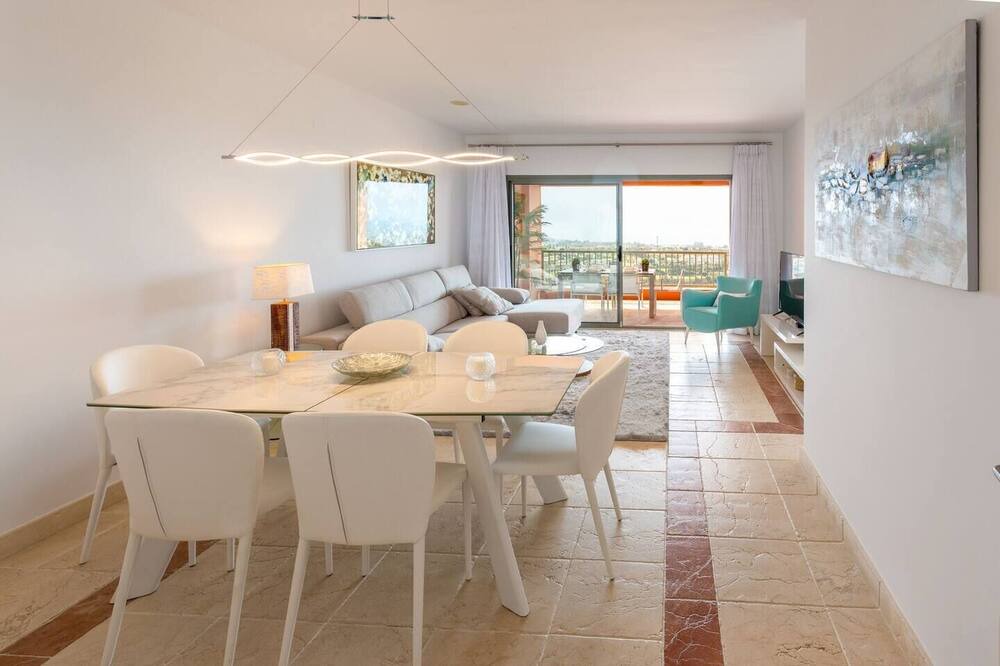 Photo of Kitchen in New Golden Mile
