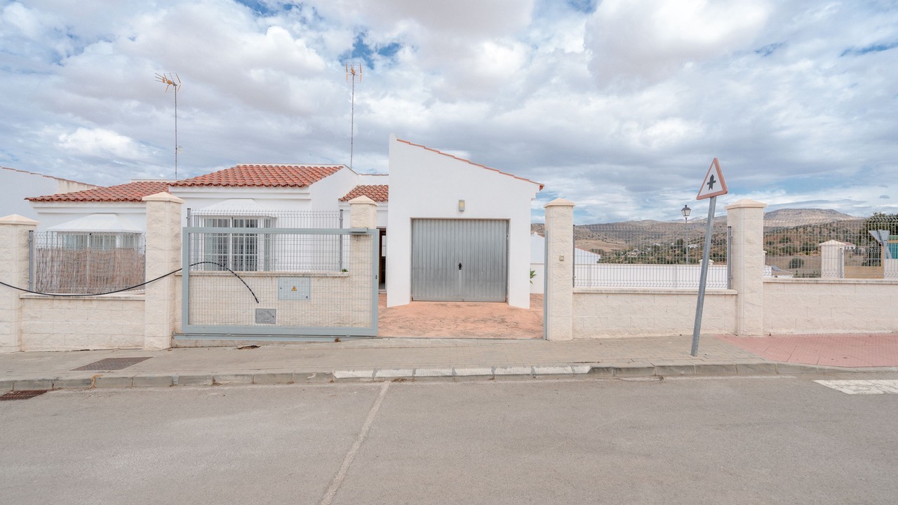 Photo of Outdoor in Almogia