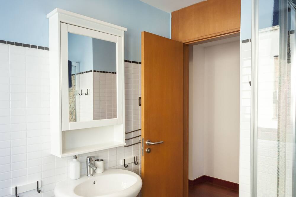 Photo of Bathroom in Poligono Alameda