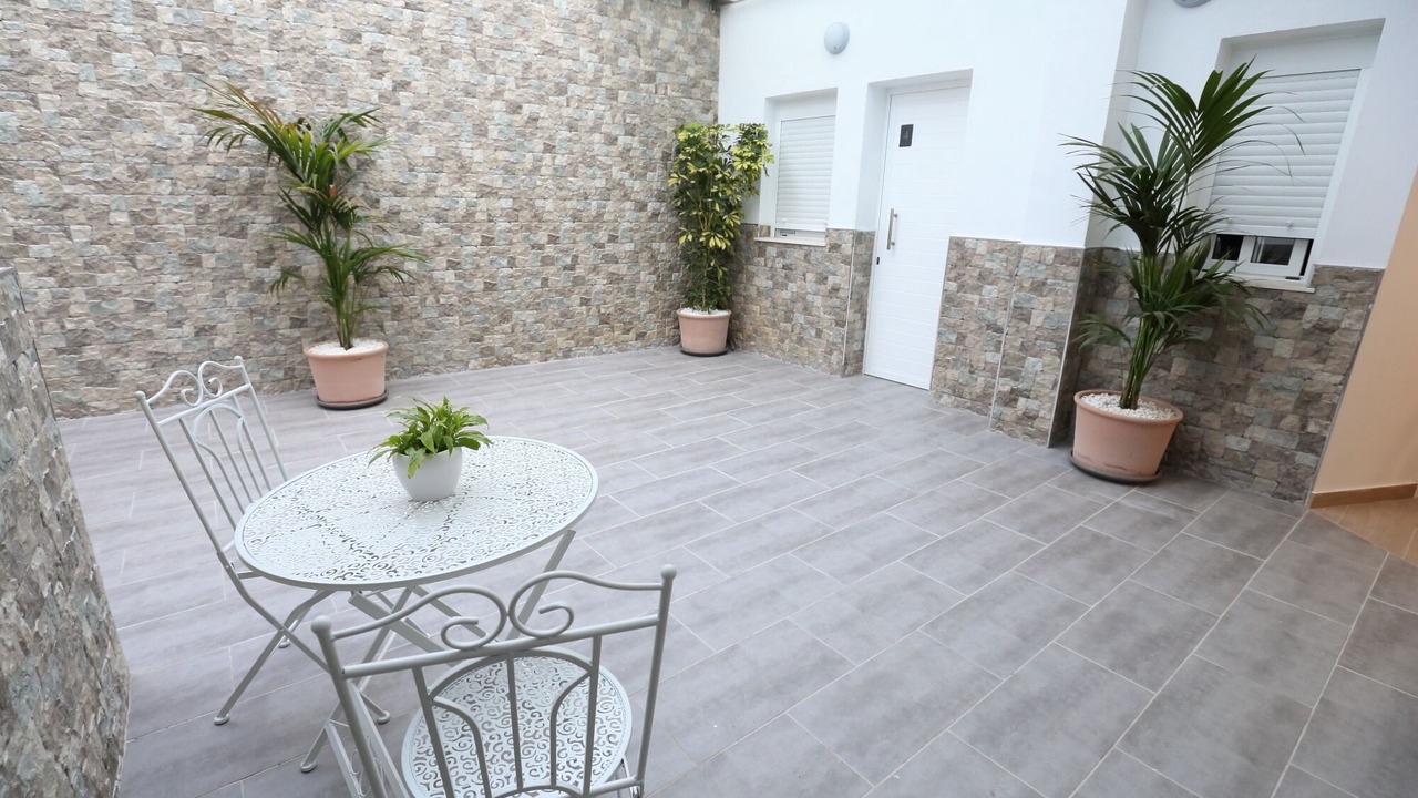 Photo of Outdoor in Palmones