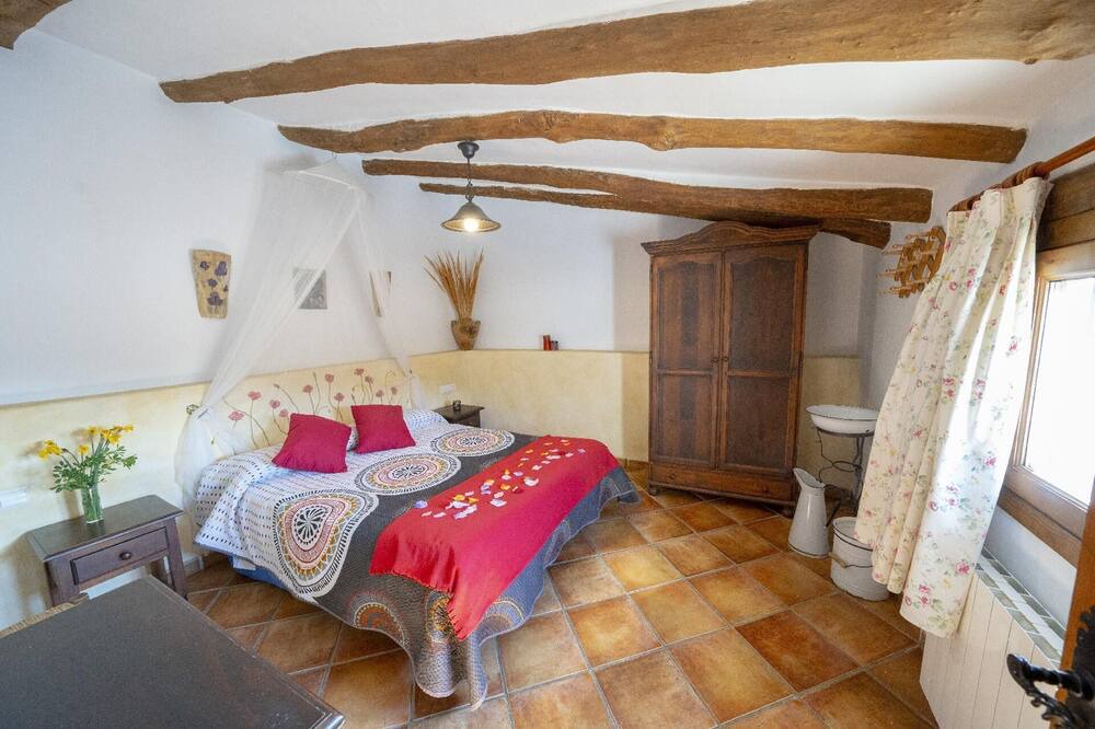 Photo of Bedroom in Laroya