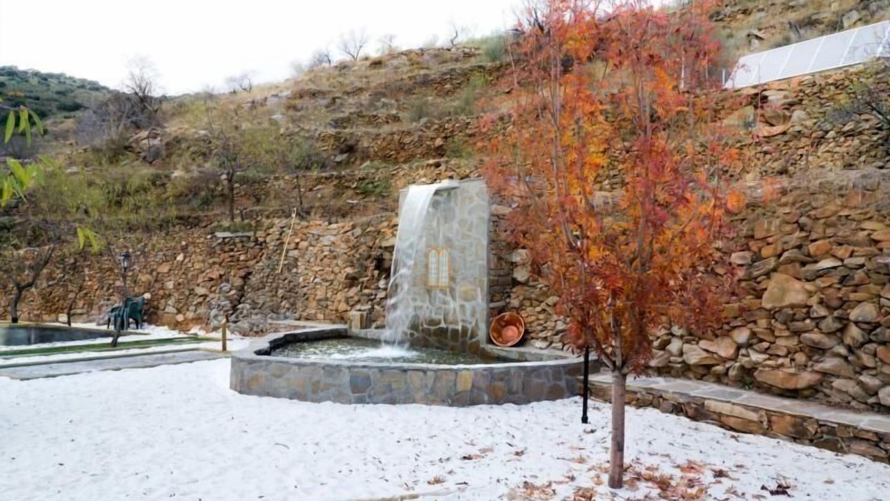 Photo of Outdoor in Laroya