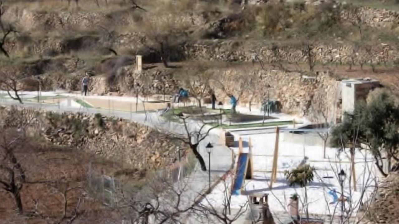 Photo of Outdoor in Laroya