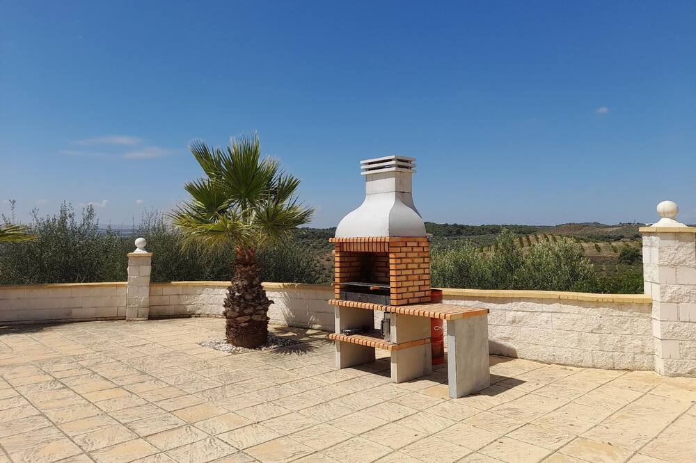 Photo of Patio Balcony in Lora Del Rio