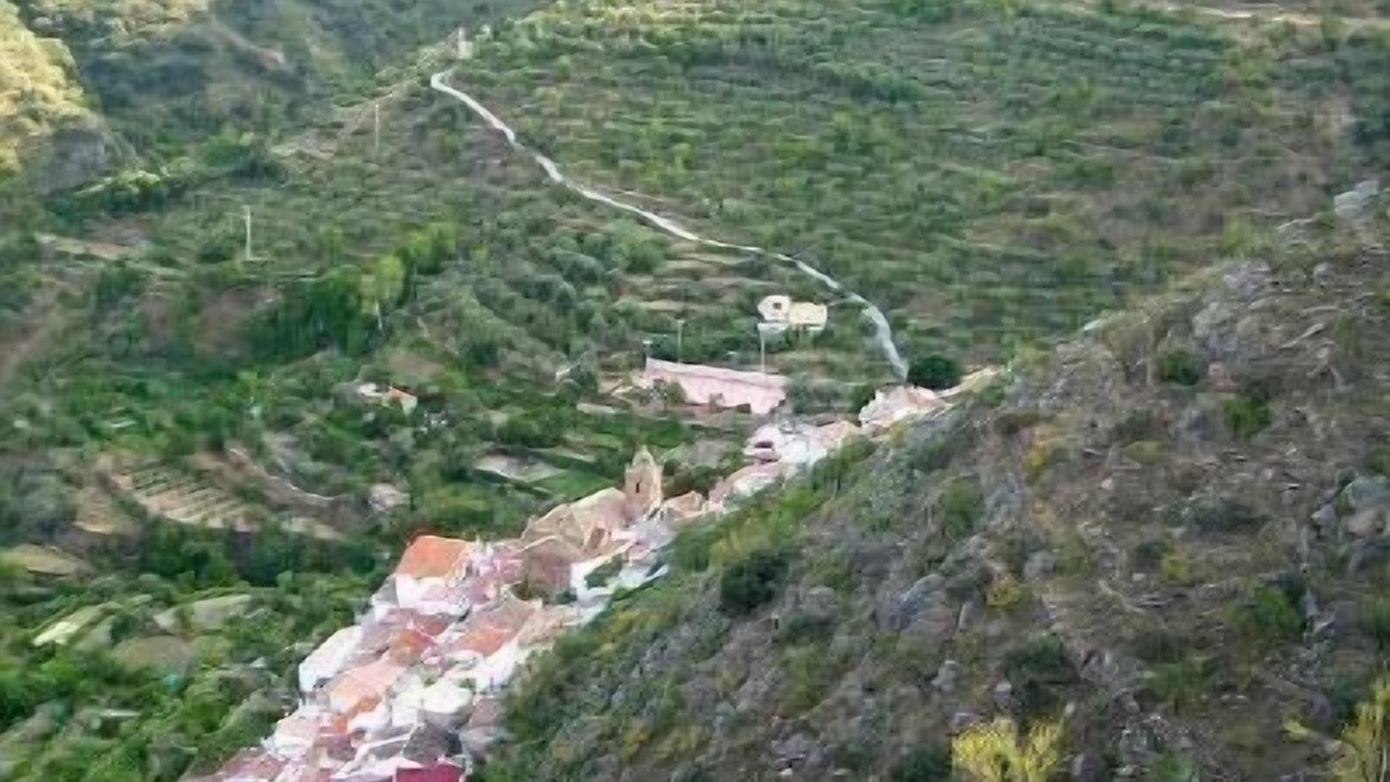 Photo of Outdoor in Laroya