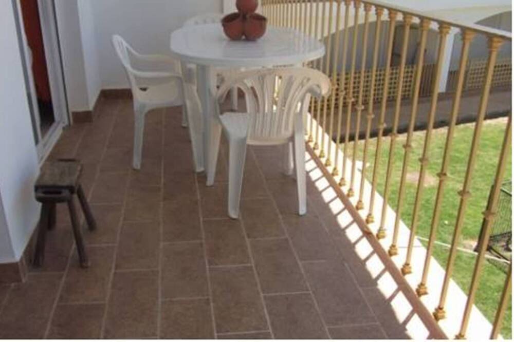 Photo of Patio Balcony in Zarzuela