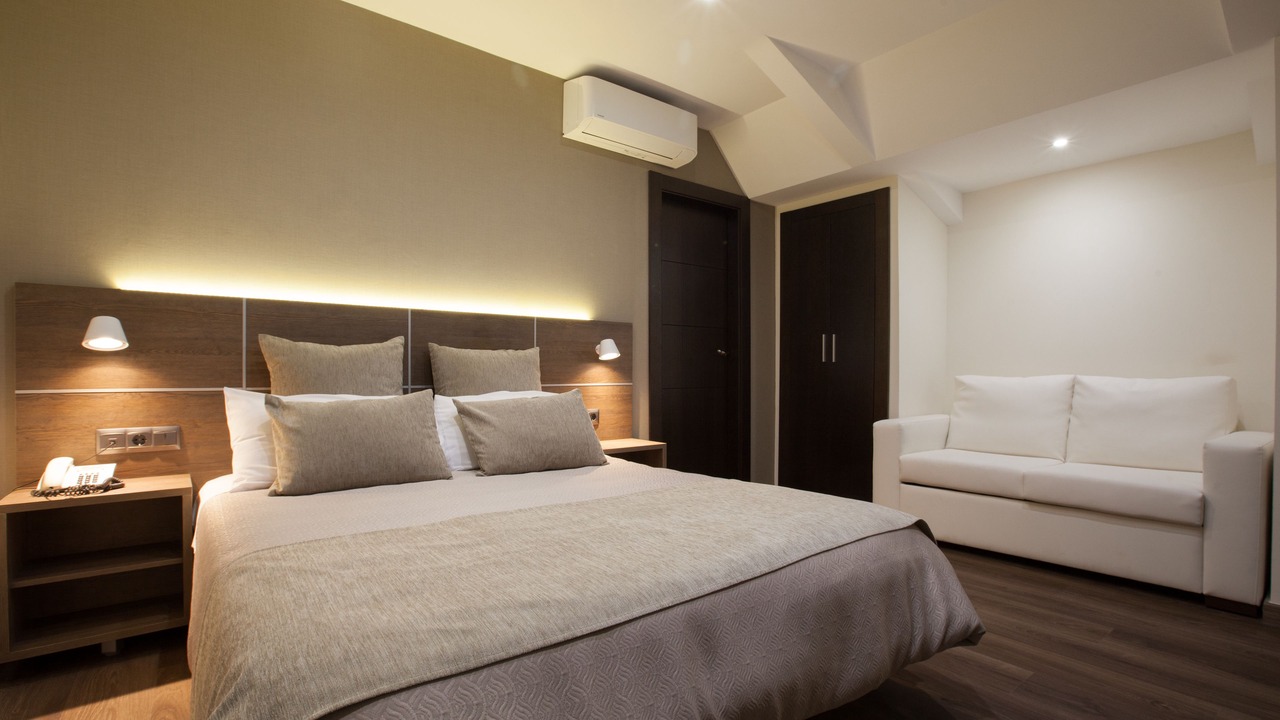 Photo of Bedroom in Explanada de la Estacion