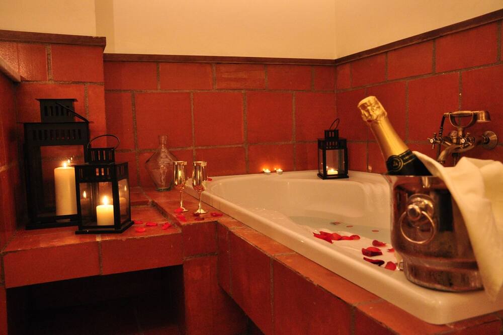 Photo of Bathroom in Barrio de la Vega