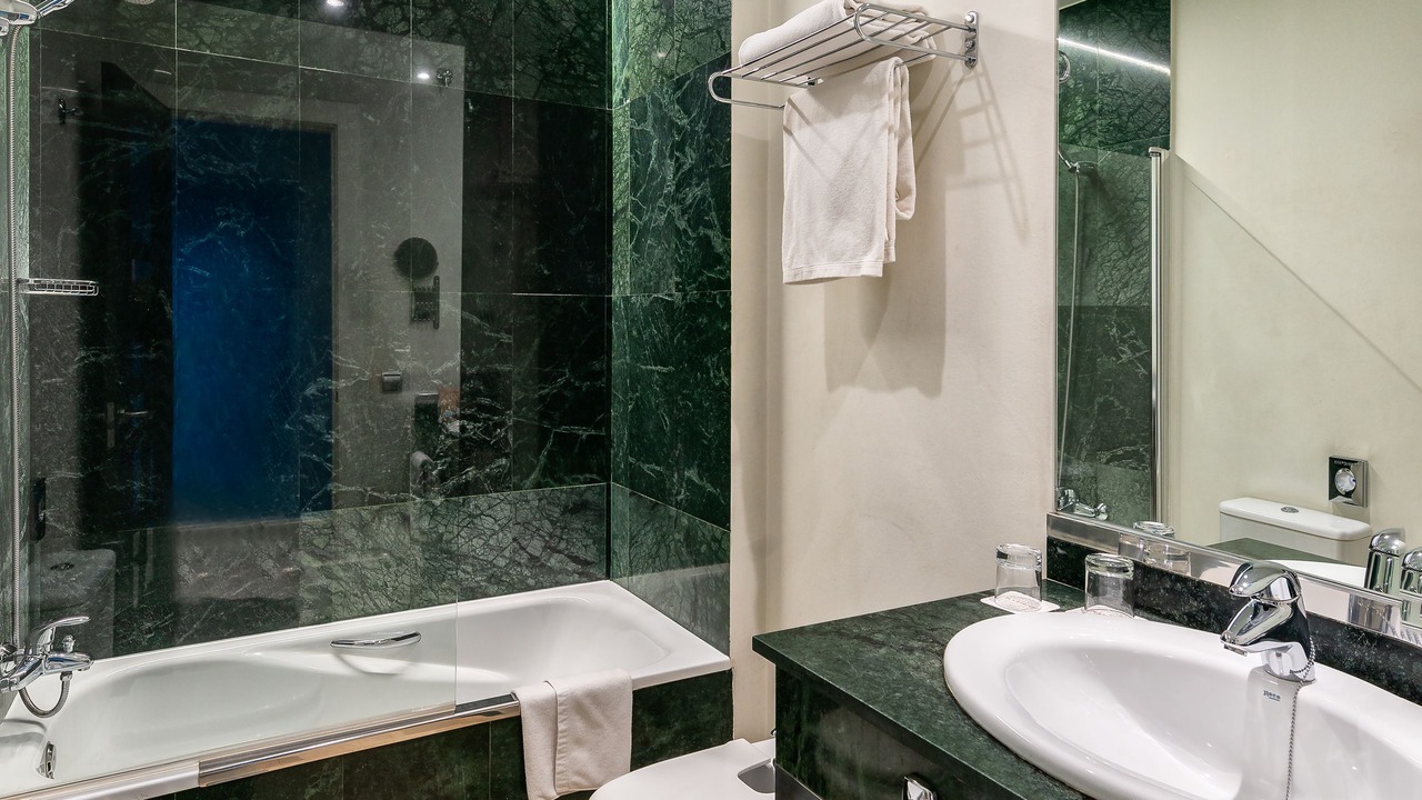 Photo of Bathroom in Ensanche Centro