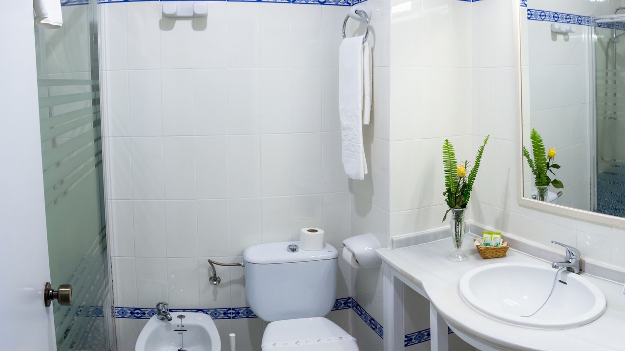 Photo of Bathroom in Zuheros