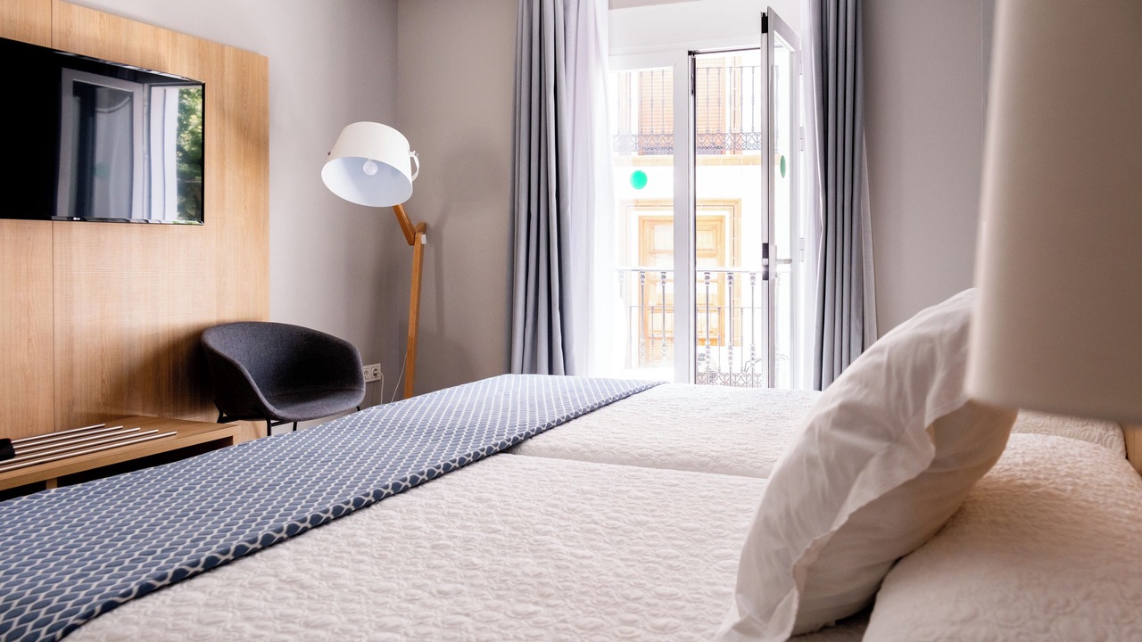 Photo of Bedroom in Nerja City Centre