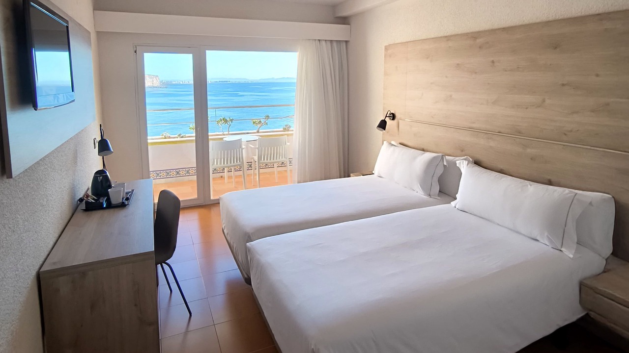 Photo of Bedroom in Enix