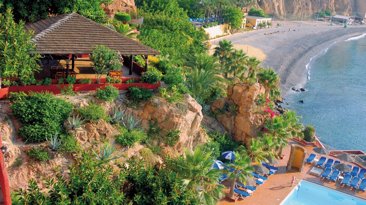 Photo of Outdoor in Enix