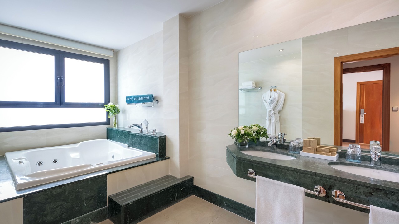Photo of Bathroom in Figares